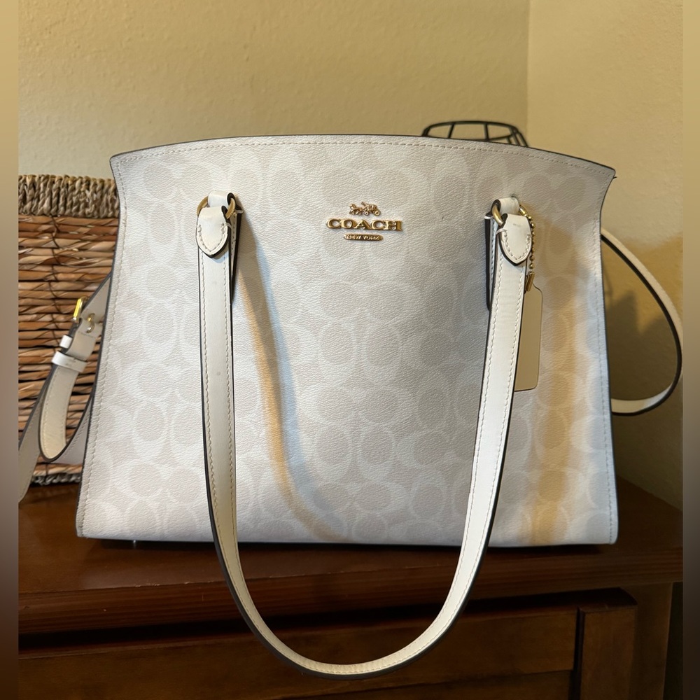 Coach Tatum Carryall